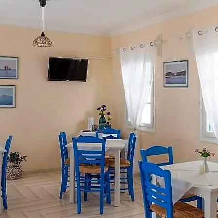 Marinos Hotel 2*